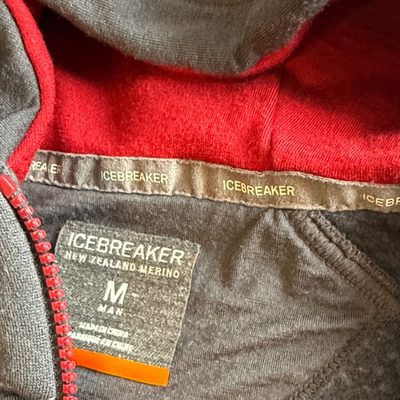 Icebreaker - Gray Hooded Jacket with Red Lining - medium men - Picture 2 of 7